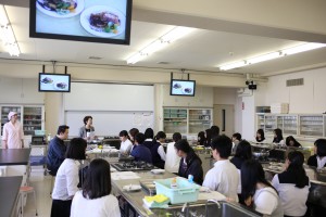 食物栄養学科の体験授業