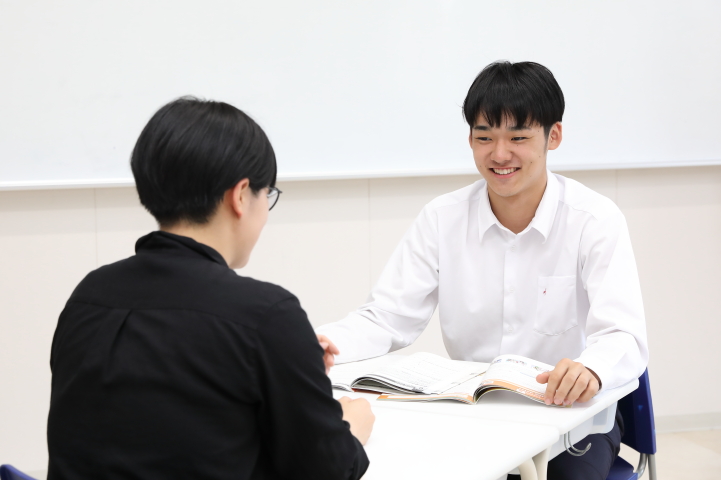 1.3年間の進路指導計画を基に「オーダーメイド」の進路指導